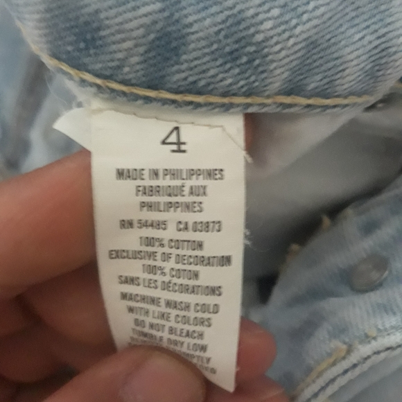 American Eagle Distressed jean shorts - Picture 3 of 6